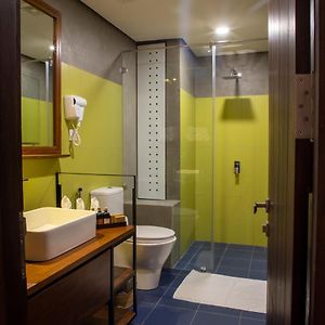 Deluxe Double Room Lake View